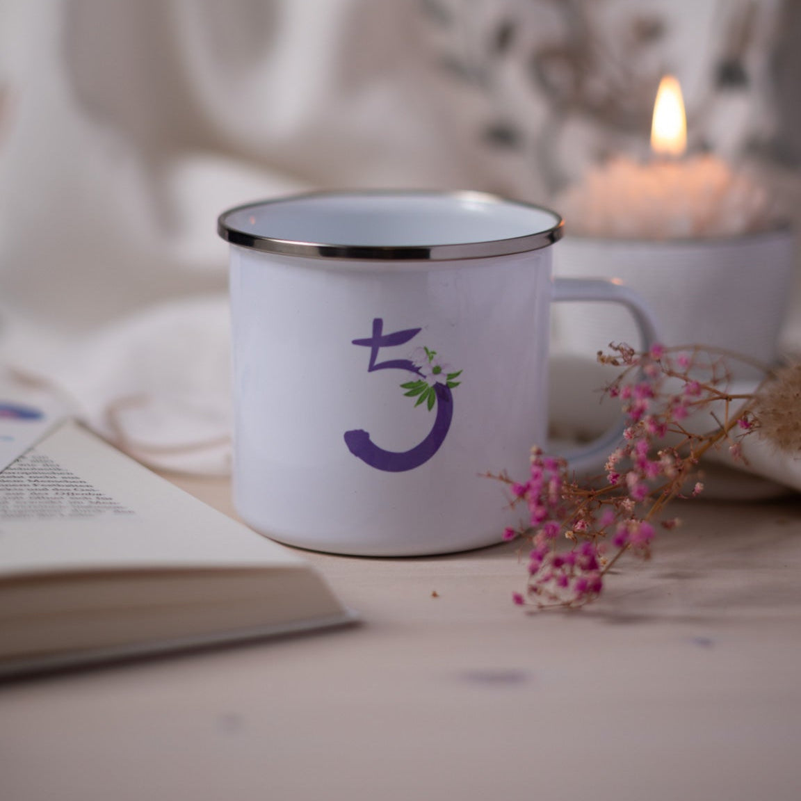 Signatur SATURN – Emaille Tasse